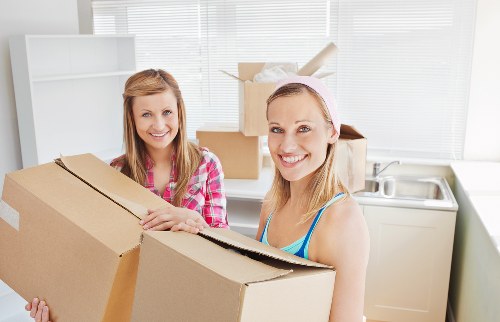 Local moving van service covering Fulham and nearby areas